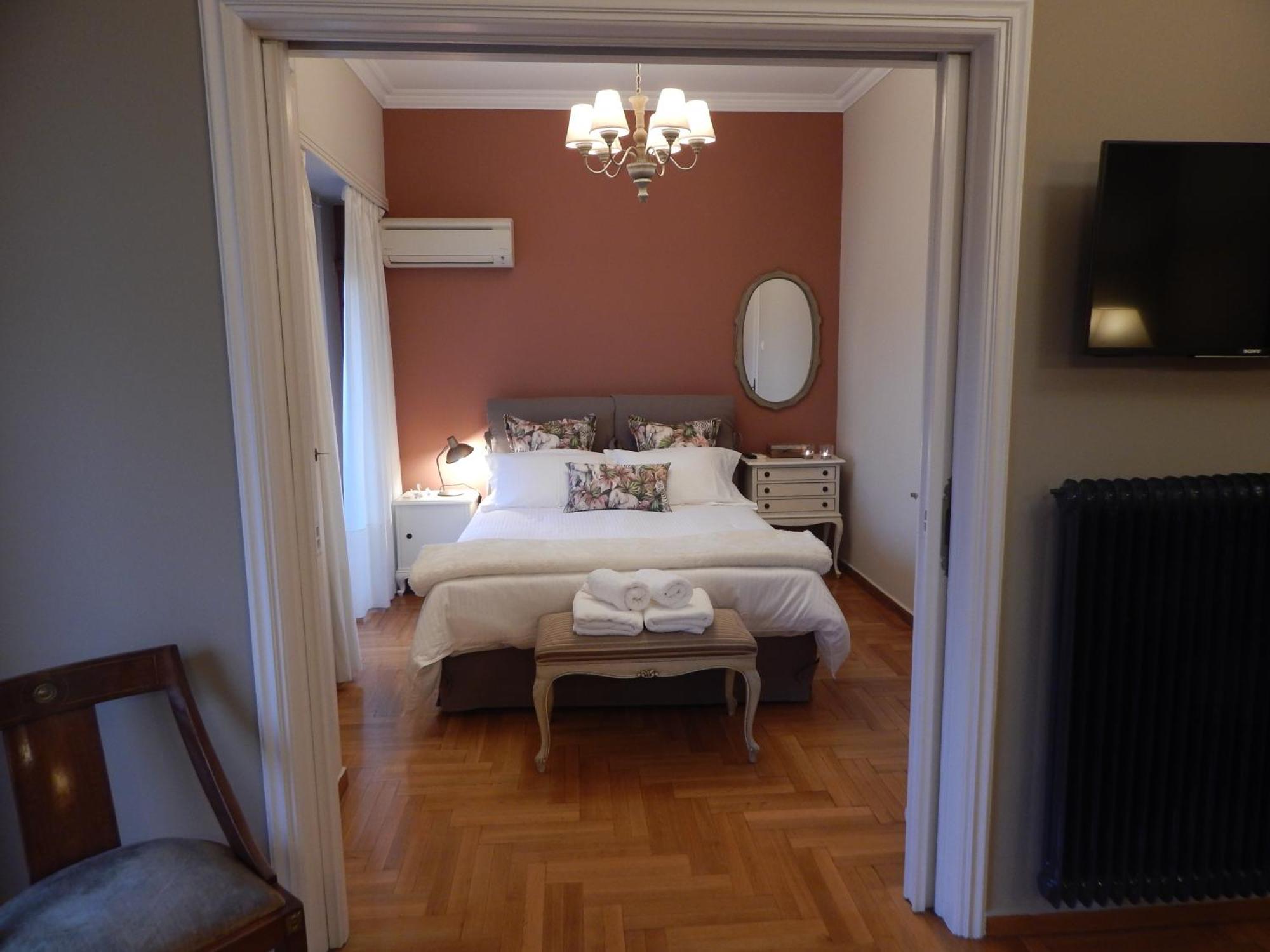 Athens-Plaka, Peter'S Beautiful Apartment In Temple Of Zeus Exterior photo